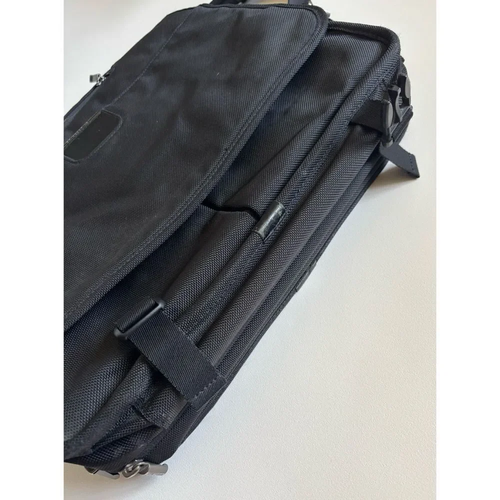 Briggs & Riley Laptop Briefcase  Travelware Black Style KMC310-4   (17.5”x13.5”)